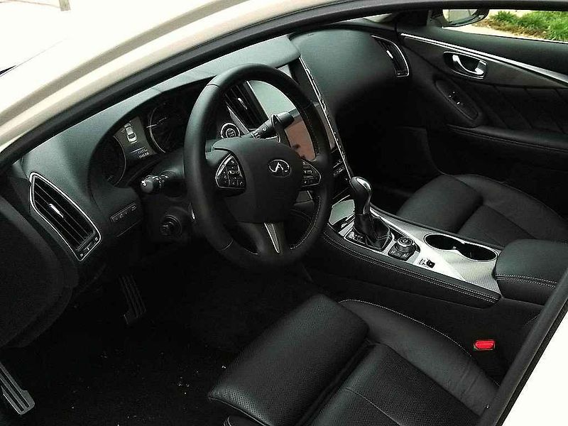 Infiniti Q50S Hybrid AWD.