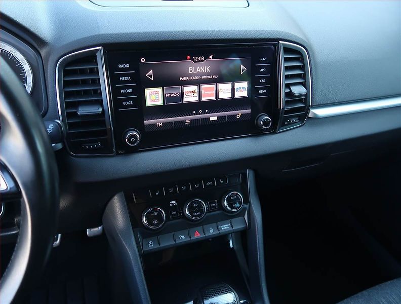 Škoda Karoq (2020) 1.5 TSI, Automat, Serv.kniha - fotka 18 z 19