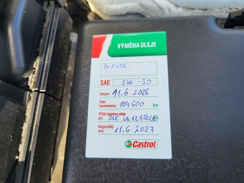 Kia Optima 1.7 CRDi 16V 104kW EXCLUSIVE - fotka 32 z 44