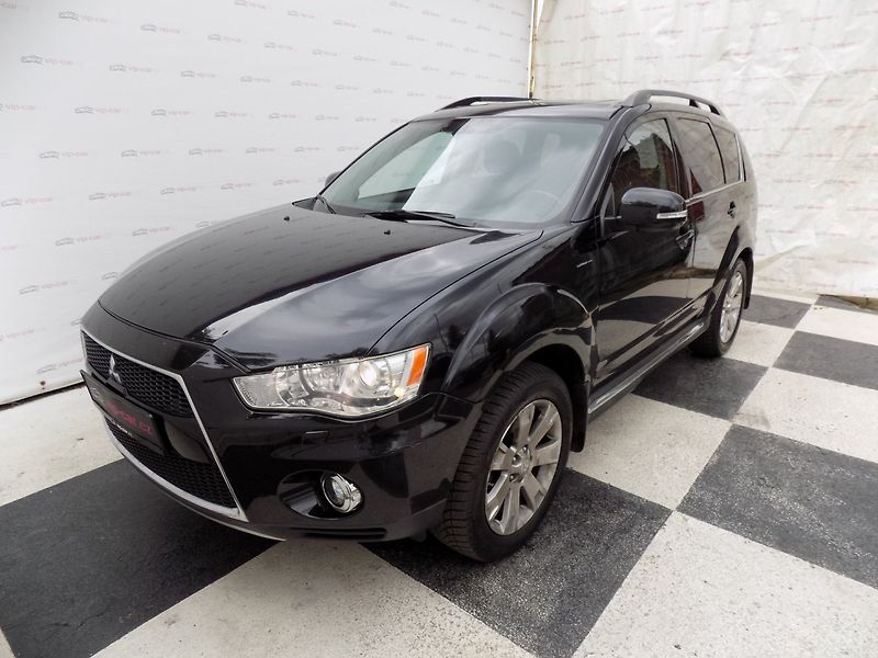 Mitsubishi Outlander (2012) 2.2DI-D/AWD/1.Maj.ČR/7.míst/ - fotografie inzerátu