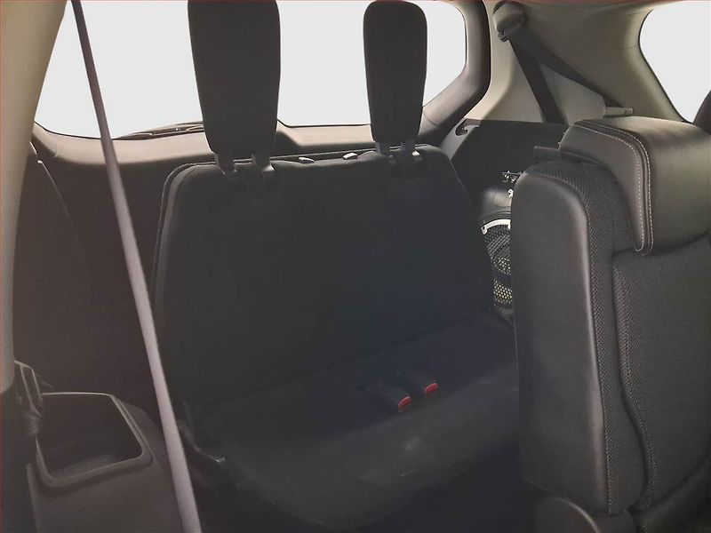 Mitsubishi Outlander (2013) 2.2 DI-D, 4X4, 7 míst - fotka 19 z 21