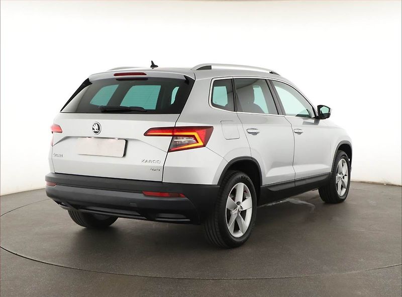 Škoda Karoq (2017) Style 2.0 TDI, 4X4 - fotka 5 z 17