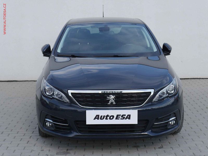 Peugeot 308 (2019) 1.2PT, AC, park.asist - fotka 2 z 20