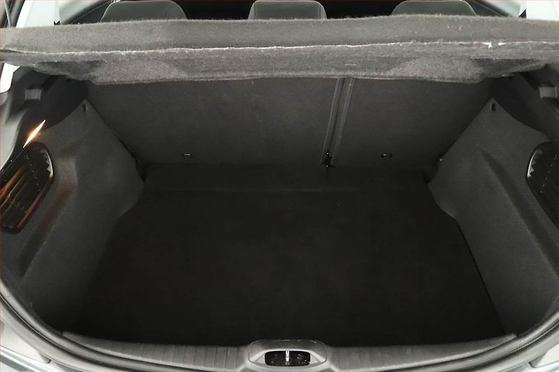 Peugeot 208 (2018) 1.2 PureTech, Serv.kniha - fotka 10 z 13