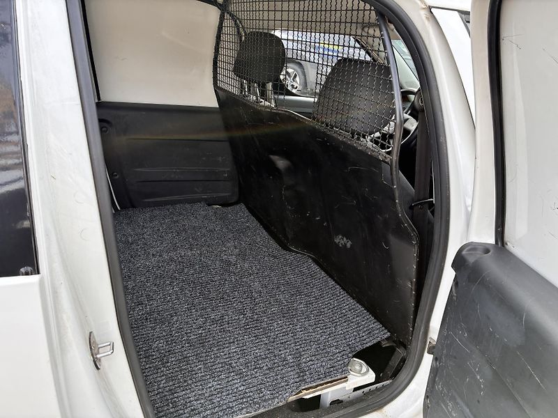 Škoda Roomster PRAKTIK 1.2TSi 63kW KLIMA  - fotka 17 z 18