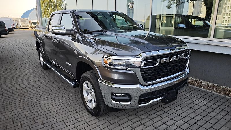 Dodge RAM (2026) 1500, 5.7 V8  Bighorn MY26 - fotka 7 z 50