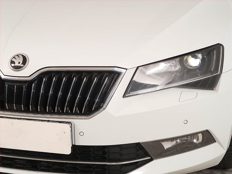 Škoda Superb (2018) Ambition 2.0 TDI, Automat - fotka 21 z 21