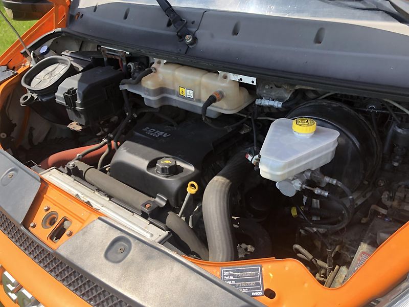 Iveco Daily (2009) 65C18 traktor T1B ,STK 2 roky - fotka 13 z 17