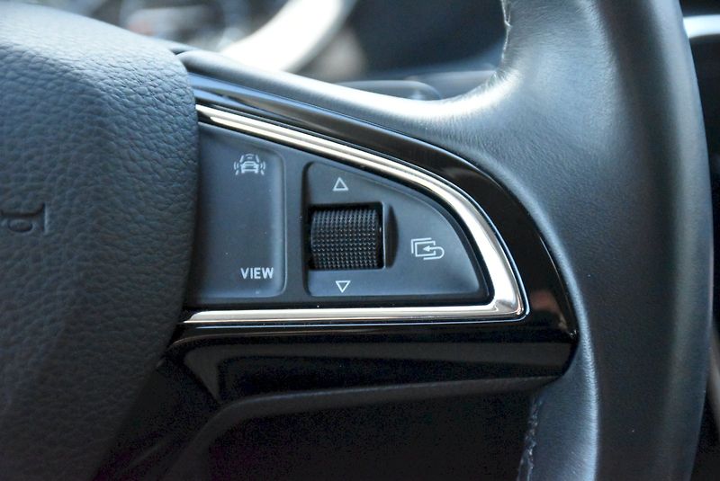 Škoda Superb (2019) Style 2.0 TDI 140kW DSG - fotka 30 z 34