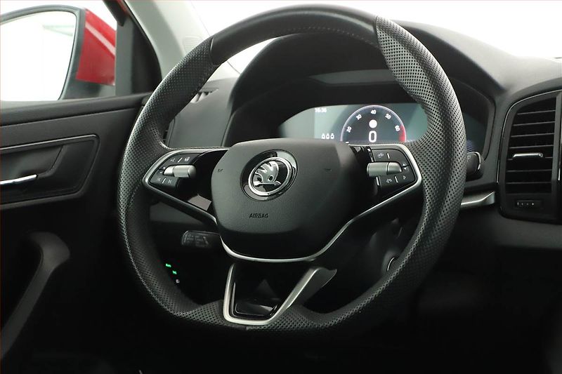 Škoda Karoq (2025) 1.5 TSI, Drive - fotka 16 z 19