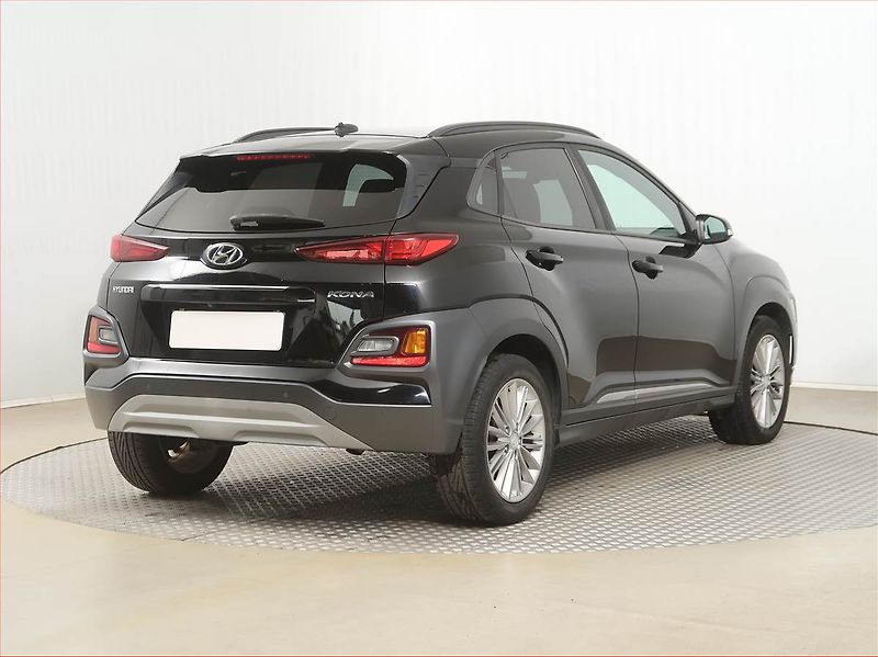 Hyundai Kona (2018) 1.0 T-GDI, Kůže, Tempomat - fotka 5 z 15