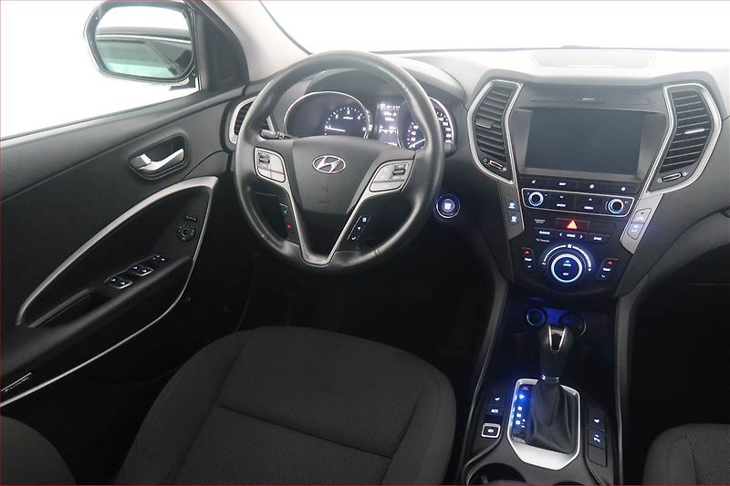 Hyundai Santa Fe (2017) 2.2 CRDi Blue, 4X4, Automat - fotka 7 z 20