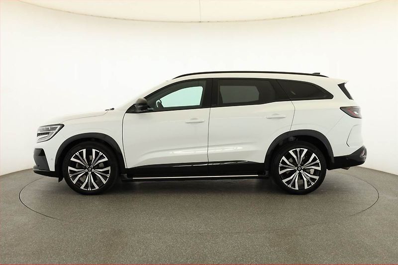 Renault Espace (2023) E-Tech FHEV 200 - fotka 3 z 24