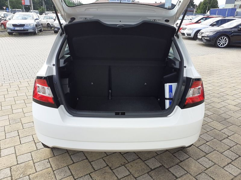 Škoda Fabia (2017) 1.2 TSi  NOVÉ ROZVODY - fotka 16 z 23