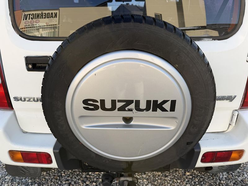 Suzuki Jimny 1,3i/63kW 4x4 - Klima,TZ,... - fotka 47 z 70