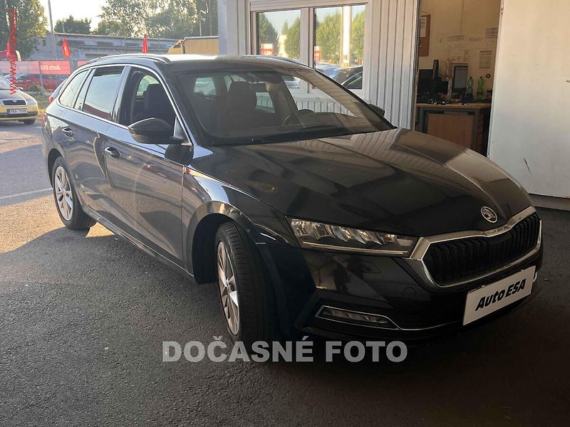 Škoda Octavia (2023) 1.5TSi, ČR, DSG - fotka 1 z 3