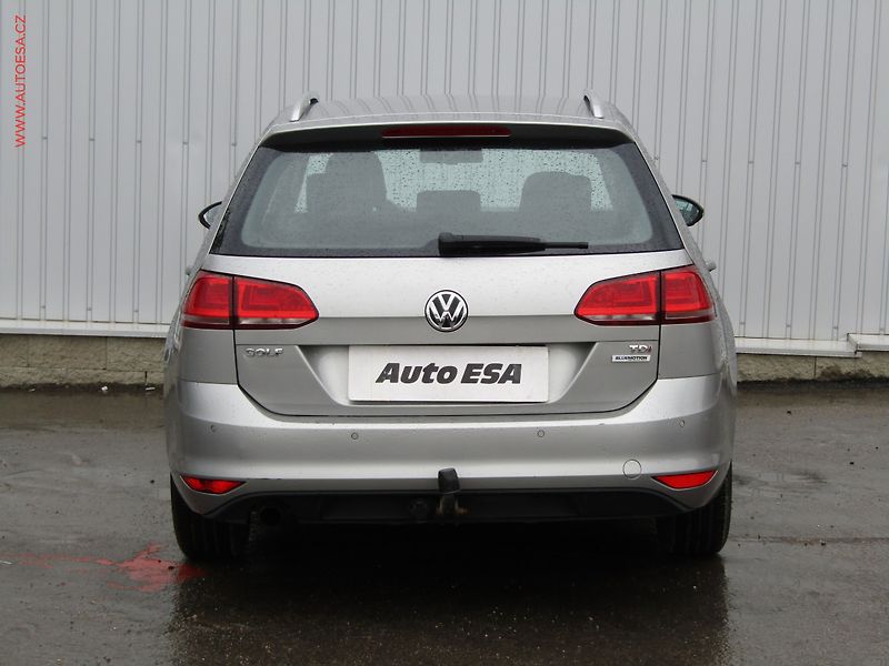 Volkswagen Golf (2015) 1.6TDi, ČR, Comfortline - fotka 5 z 16