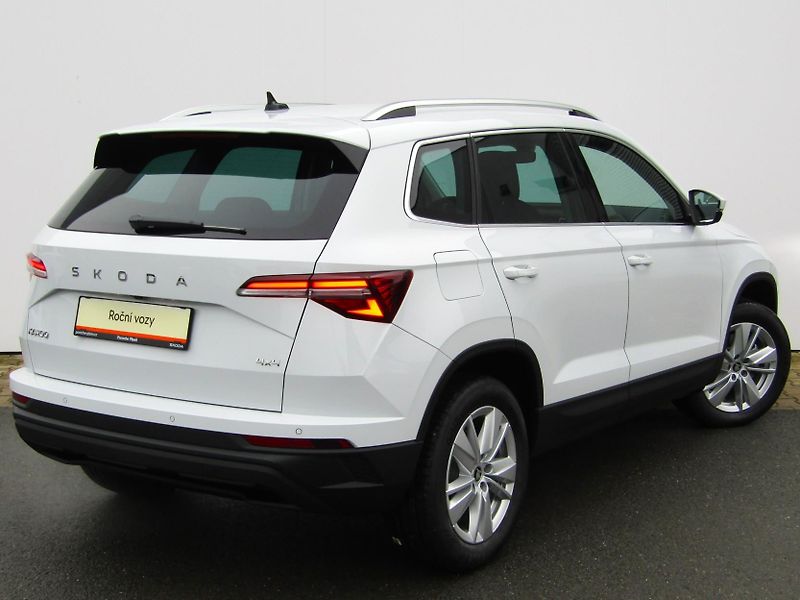 Škoda Karoq (2026) Top Selection 2,0 TDI 4x4 DSG - fotka 2 z 30