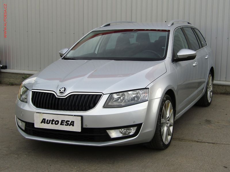 Škoda Octavia (2016) 1.6 TDi, ČR, Style, TZ - fotka 3 z 18