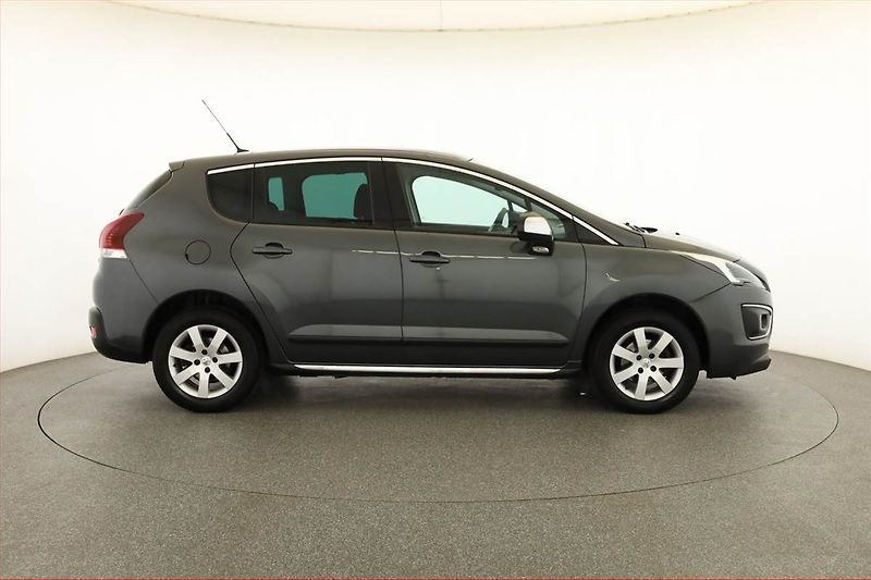 Peugeot 3008 (2015) 1.6 BlueHDi, Serv.kniha, Navi - fotka 6 z 19