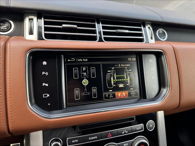 Land Rover Range Rover 4,4 SDV8 Autobiography LWB - fotka 25 z 38
