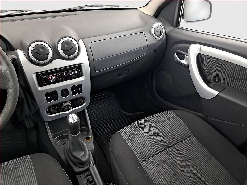 Dacia Logan (2010) 1.5 dCi, po STK, Tažné - fotka 8 z 14
