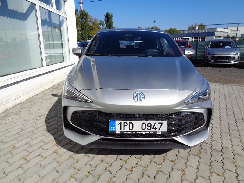 MG MG3 (2026) 1,5 85 kW Excite - fotka 2 z 23