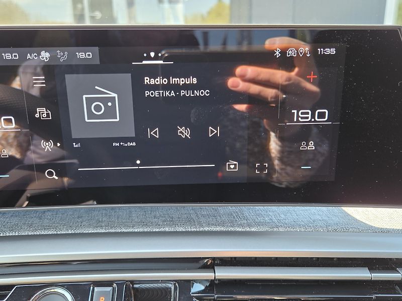 Peugeot 3008 (2025) GT Hybrid e-DCS 145  - fotka 15 z 31