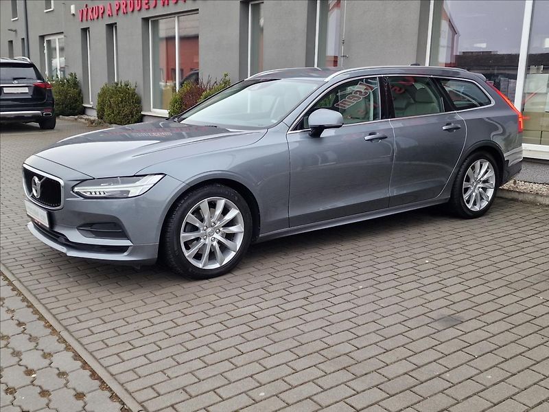 Volvo V90 2.0 D4 Momentum Pro,ČR,1.Maj. - fotka 6 z 50