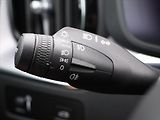 Volvo XC60 2,0 B4 145KW AWD MOMENTUM - náhled 23