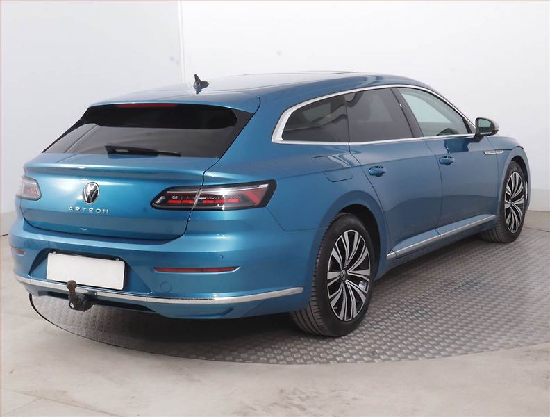 Volkswagen Arteon (2023) 2.0 TDI - fotka 5 z 18