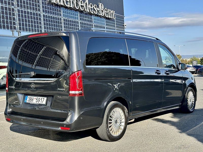 Mercedes-Benz Třídy V (2021) V 220d AVG 4M AIRMATIC - fotka 9 z 31