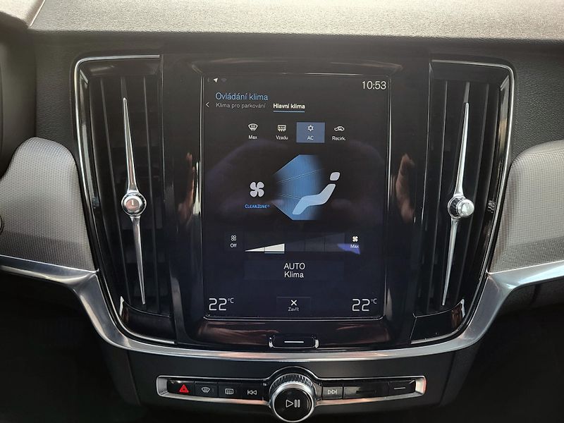 Volvo V90 D4 Drive-E INSCTRIPTION autom. - fotka 13 z 45
