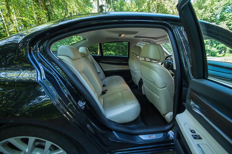 BMW Řada 7 (2012) - fotka 10 z 12