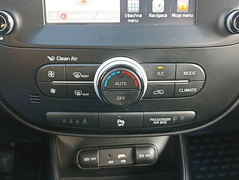 Kia Soul (2017) 1.6 GDI 97kW tažné servis.knih - fotka 13 z 31