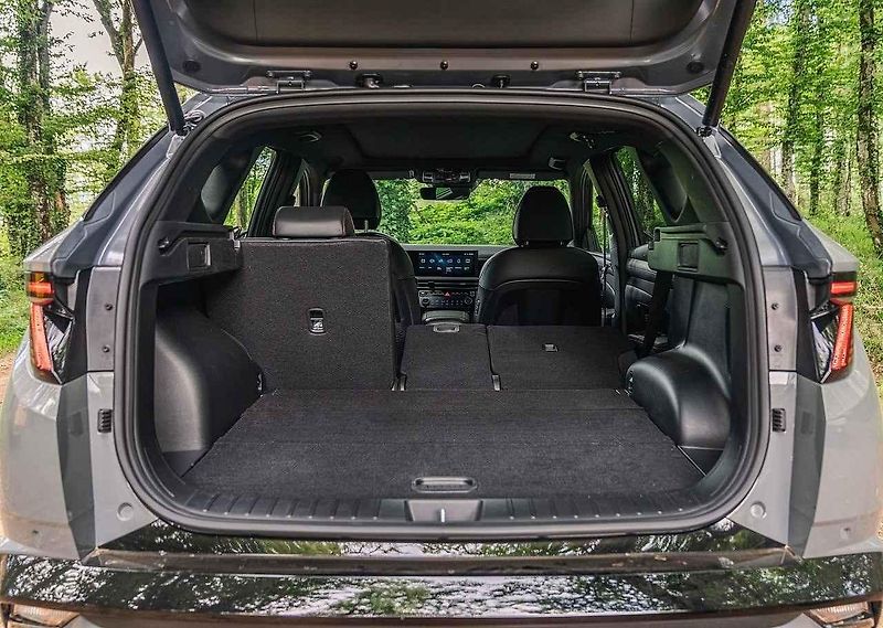 Nový Hyundai Tucson opustil pixely i motiv andělských křídel.