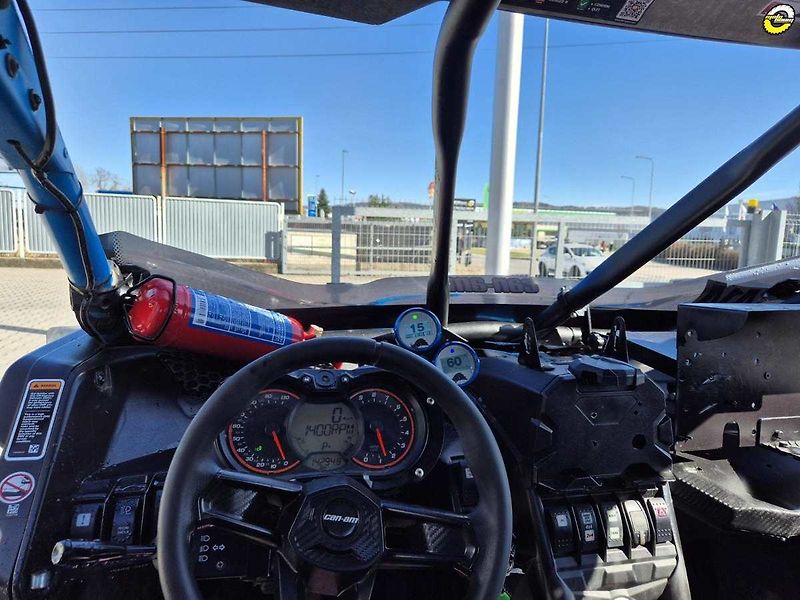 Can-Am Maverick X3 X RS Turbo (2018) Maverick X3 X RC Turbo - fotka 35 z 37