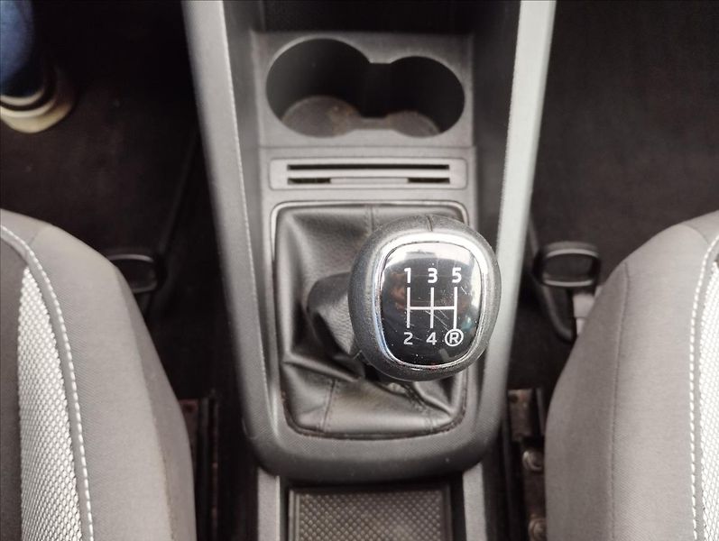 Škoda Fabia 1,0 - fotka 15 z 20
