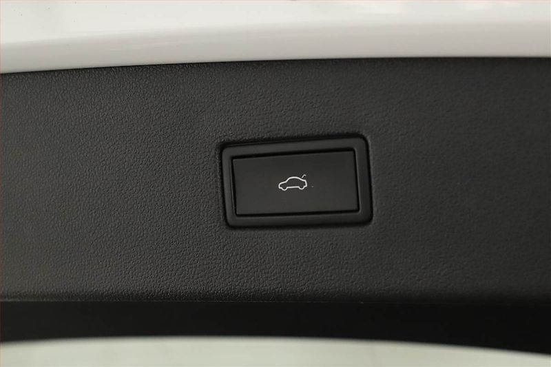Volkswagen Tiguan Allspace (2023) Life 2.0 TDI - fotka 14 z 14