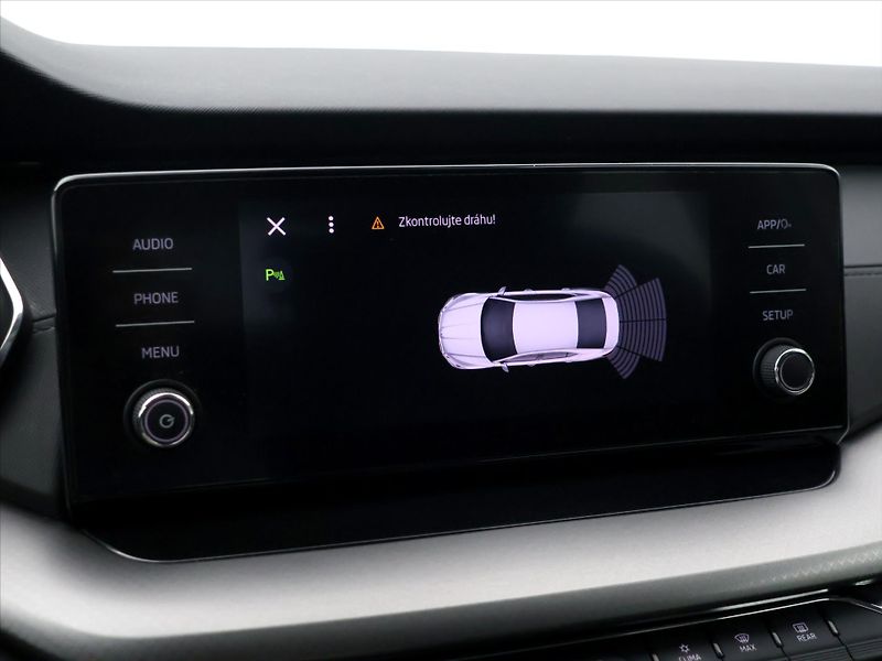 Škoda Octavia 2,0 TDI 110kW CZ 1.Maj DPH LED - fotka 18 z 27