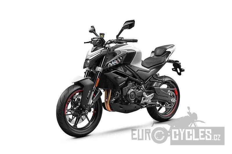 CFMOTO 450 NK (2026) - fotka 3 z 20