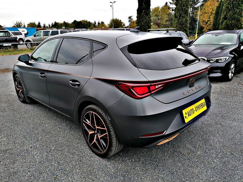 Seat Leon (2021) 1.4 TSi E-HYBRID Cupra Design - fotka 5 z 35
