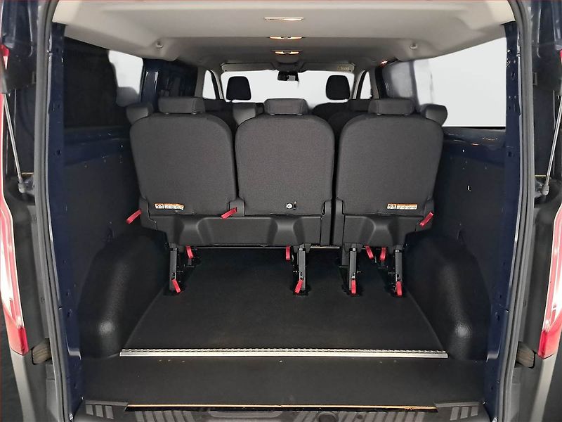 Ford Transit Custom (2016) 2.0 EcoBlue, Bus, 8Míst, ČR - fotka 14 z 15