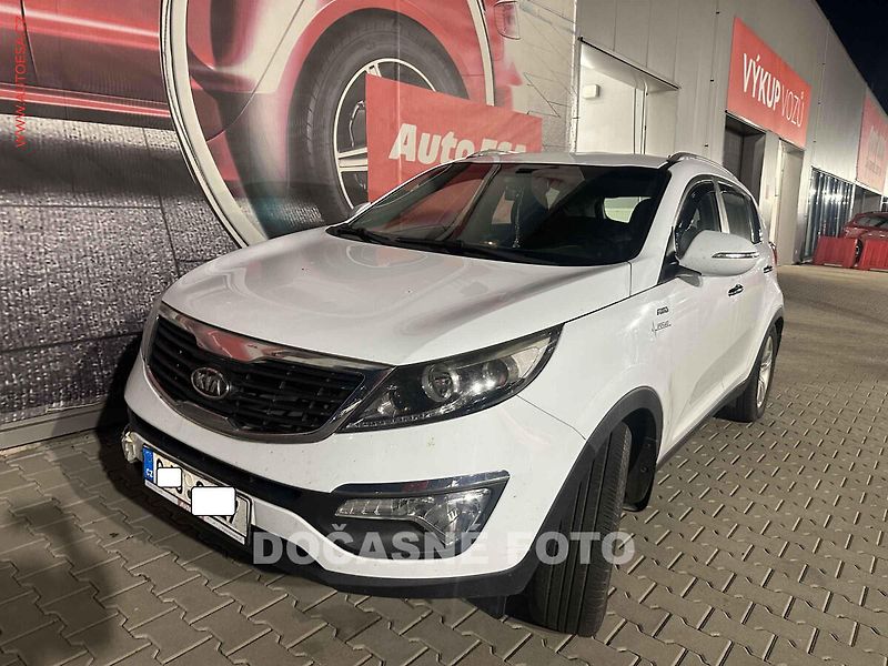 Kia Sportage (2011) 2.0 GDi 4x4, ČR, navi, autoAC - fotka 1 z 3