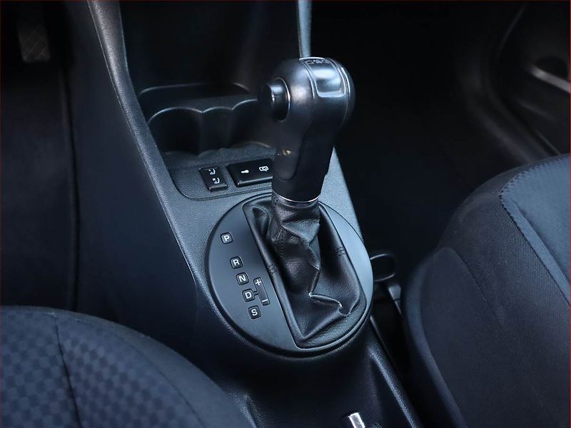 Škoda Fabia (2012) 1.2 TSI, Automat, po STK - fotka 13 z 19