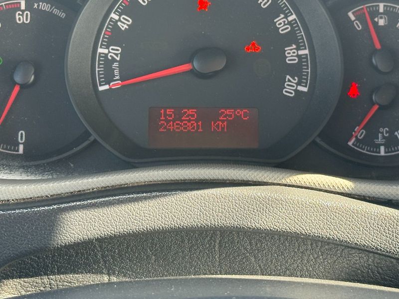 Opel Movano (2013) Sklápěč/6míst  2.3 CDTi 110kW - fotka 16 z 23