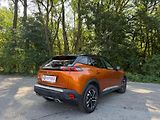 Peugeot 2008 (2020) GT LINE,130 koní, Automat 8st. - náhled 3