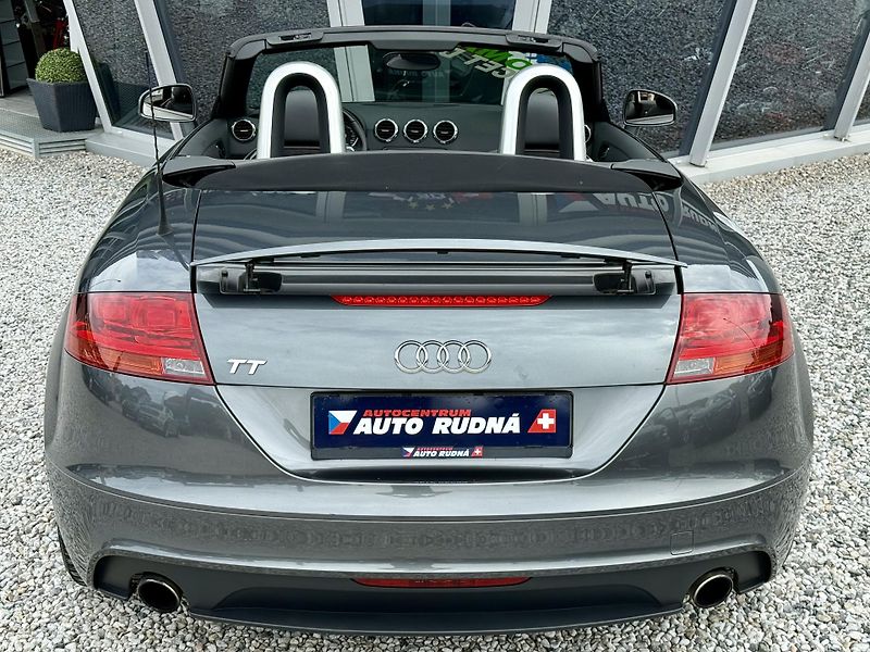 Audi TT 2,0 TFSI REZERVACE - fotka 14 z 40