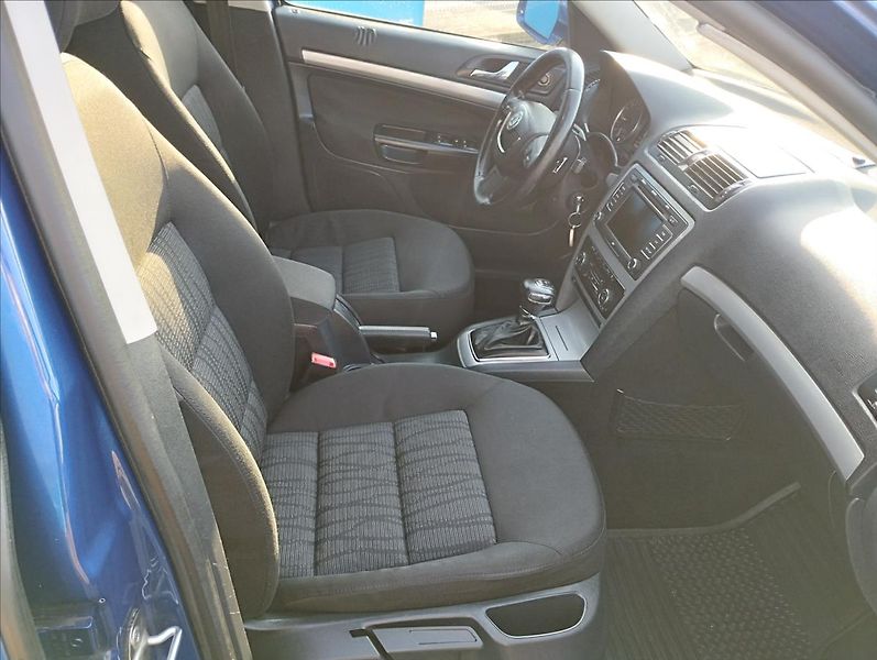 Škoda Octavia 1,9 TDi 77KW DSG - fotka 8 z 18