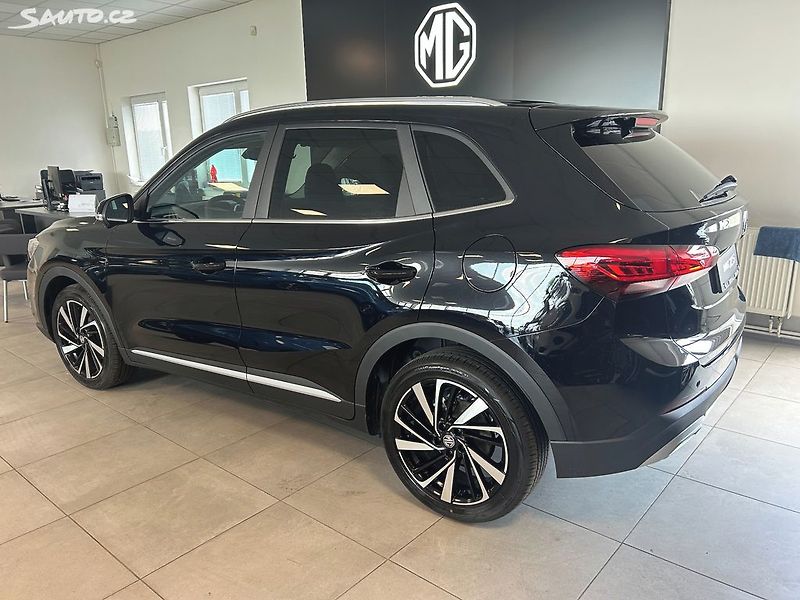 MG ZS (2026) 1,5 HEV Exclusive - fotka 3 z 9
